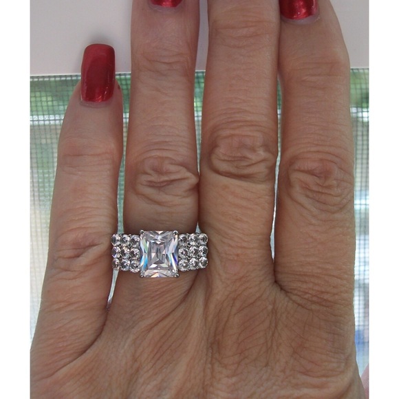 STAINLESS STEEL AAA Grade Cubic Zirconia Ring NWT - Picture 2 of 11